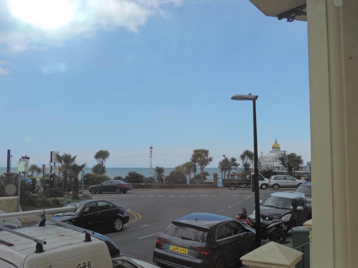 3 Queens Gardens Sea View Apartment Eastbourne Dış mekan fotoğraf